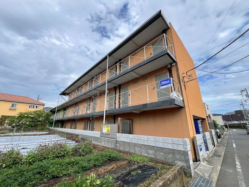 ＬＩＶＥ　ＣＯＵＲＴ　東海大学前 208号室 外観