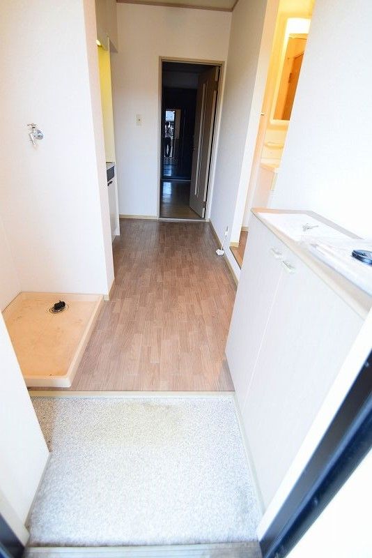 コーポラス泉 玄関