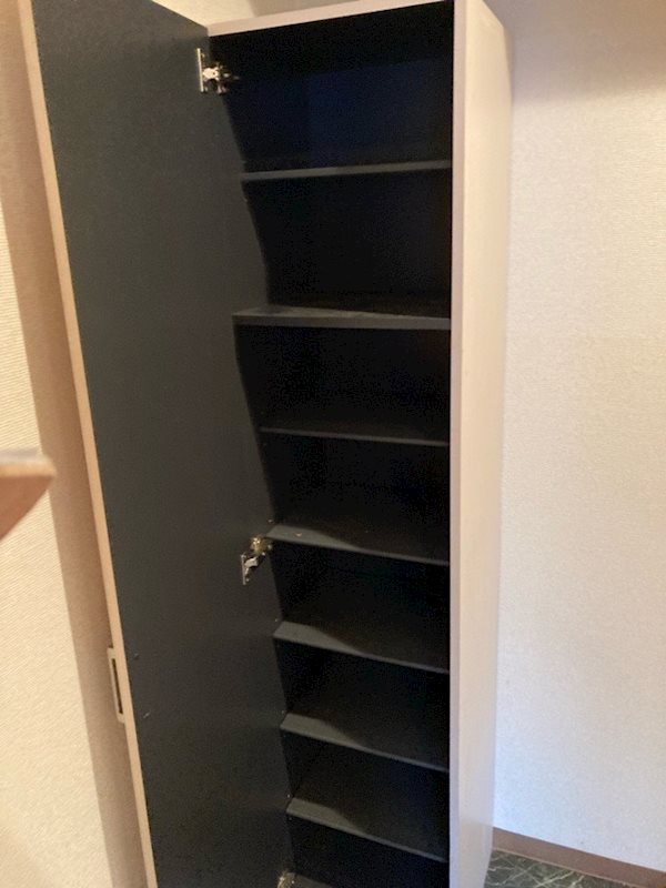 LEGEND（レジェンド） 玄関