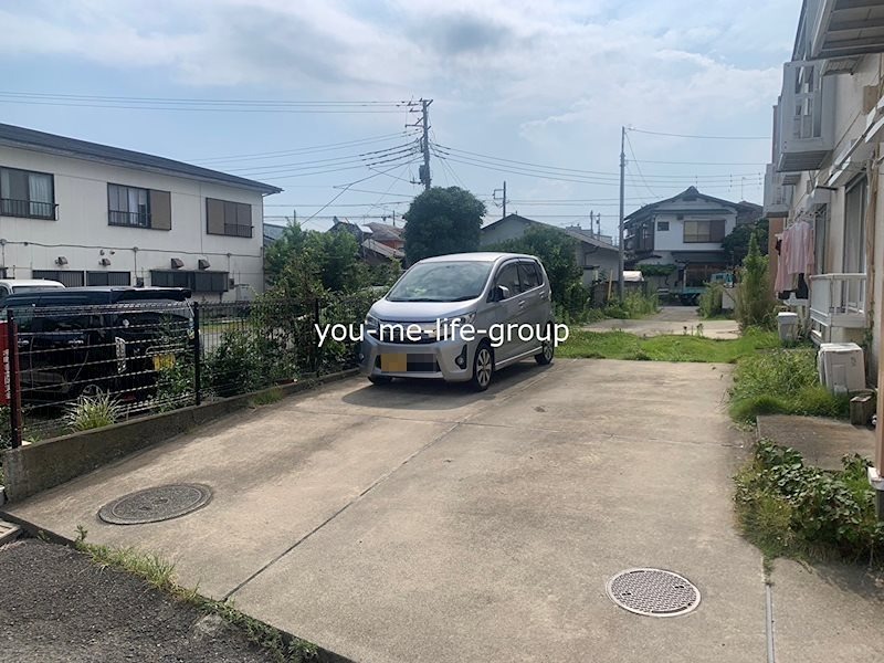エステートピアひばりヶ丘 駐車場