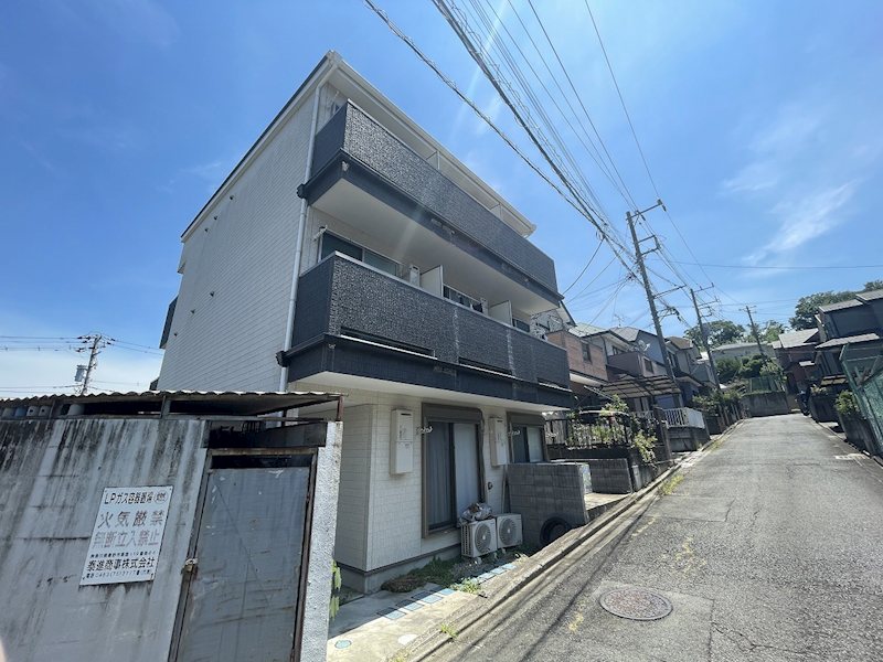 Live　flat 301号室 外観