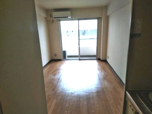 井上企画ビル リビング