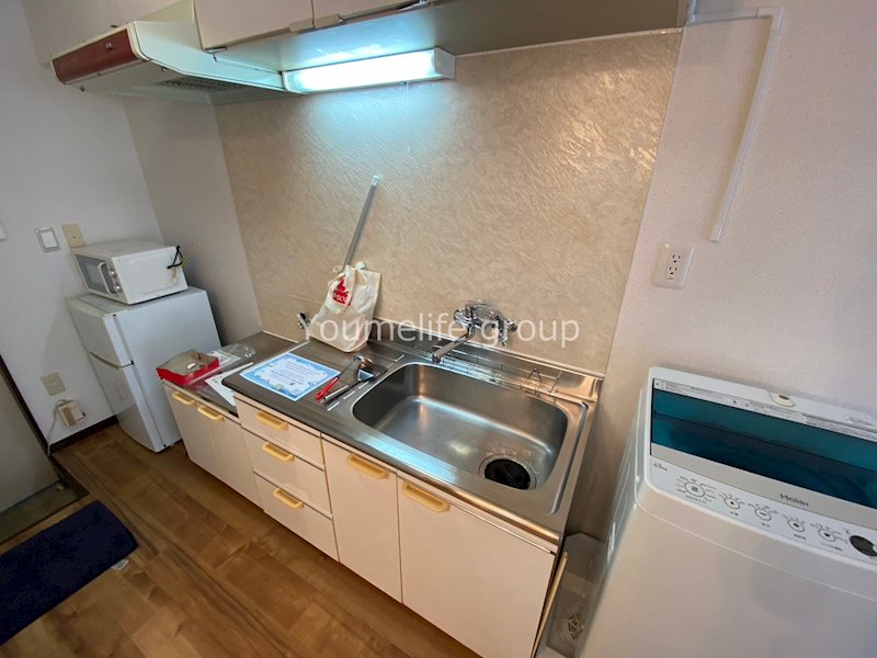 ホワイトハウス沼目A キッチン