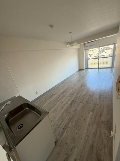 グレース吉川 リビング