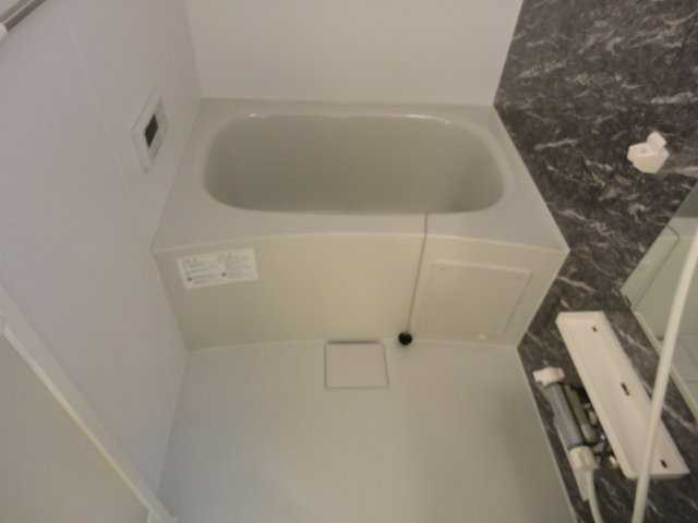 アルコ　イーリス 風呂画像