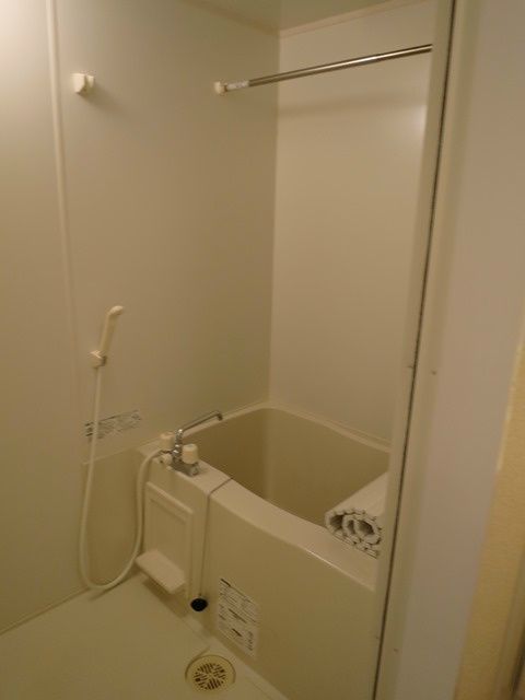 グランモア柳川A 風呂画像