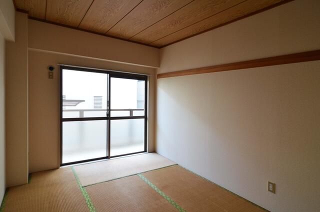 メイプルⅢ ベッドルーム