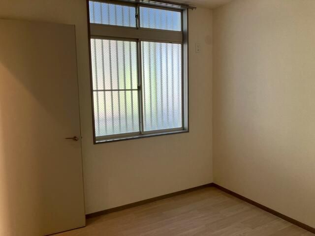 ピースフル湘南B棟 ベッドルーム