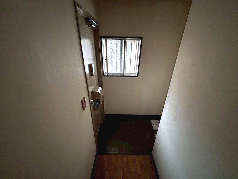 メゾンソレイユ 玄関