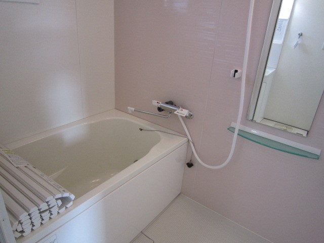 ジュン・シベール 風呂画像