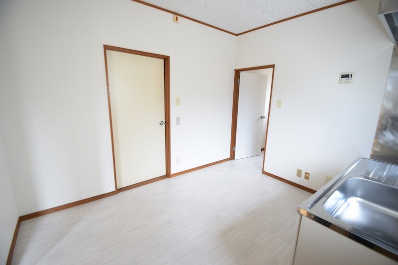 パレスサンライズB リビング