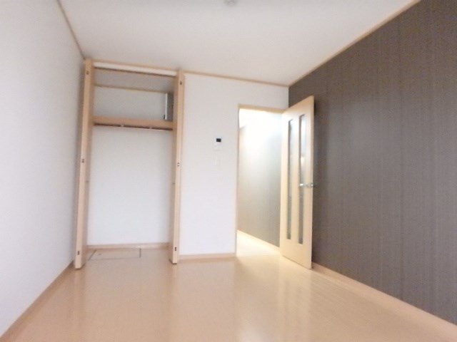 ミル　シャンブル  ベッドルーム