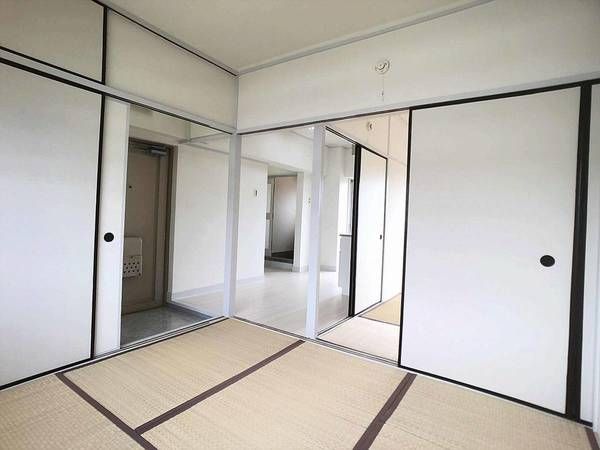 ビレッジハウス戸川２号棟 リビング