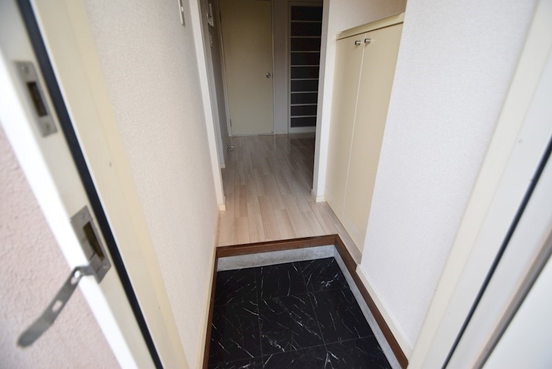 ディアコート開成Ｂ棟 玄関