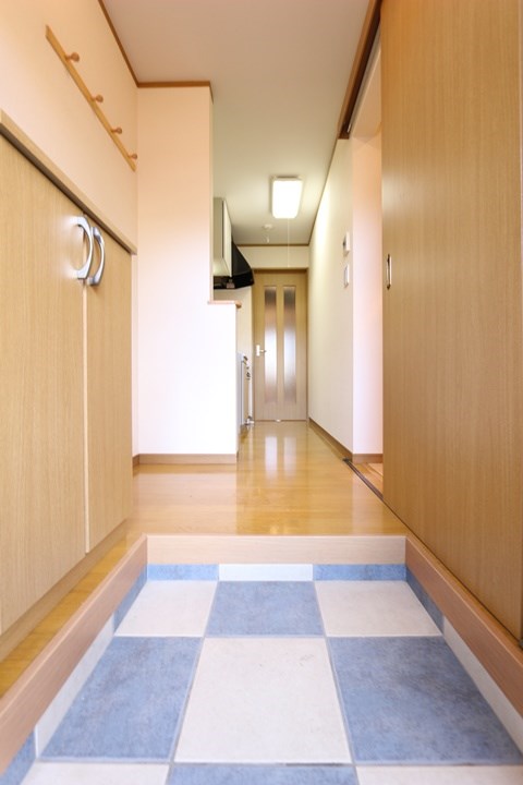 エルピス鵠沼 玄関