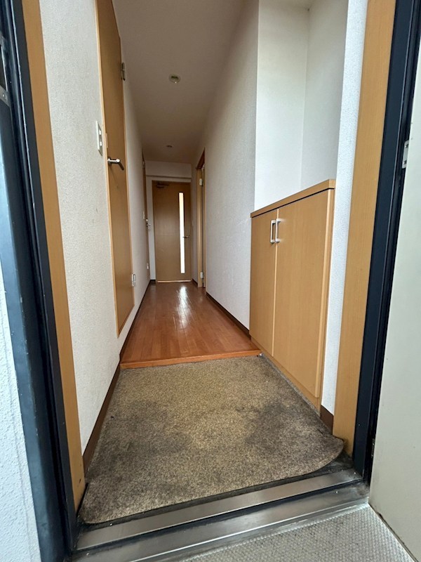 クロノス湘南台 玄関
