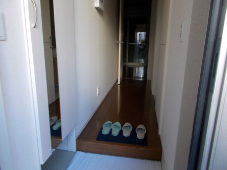 大黒屋ハイツ 三番館 玄関