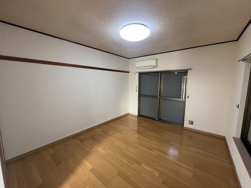 栗の木館 リビング