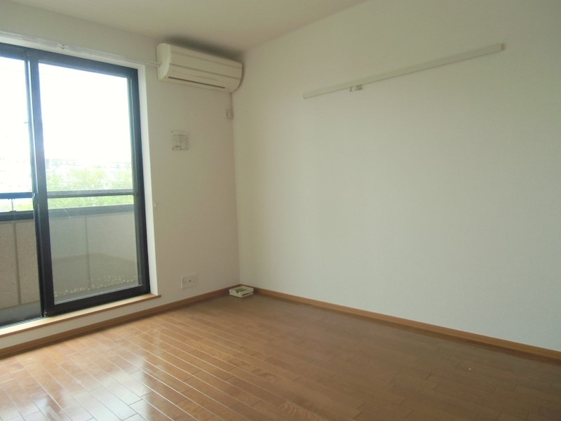 メゾン高田 ベッドルーム