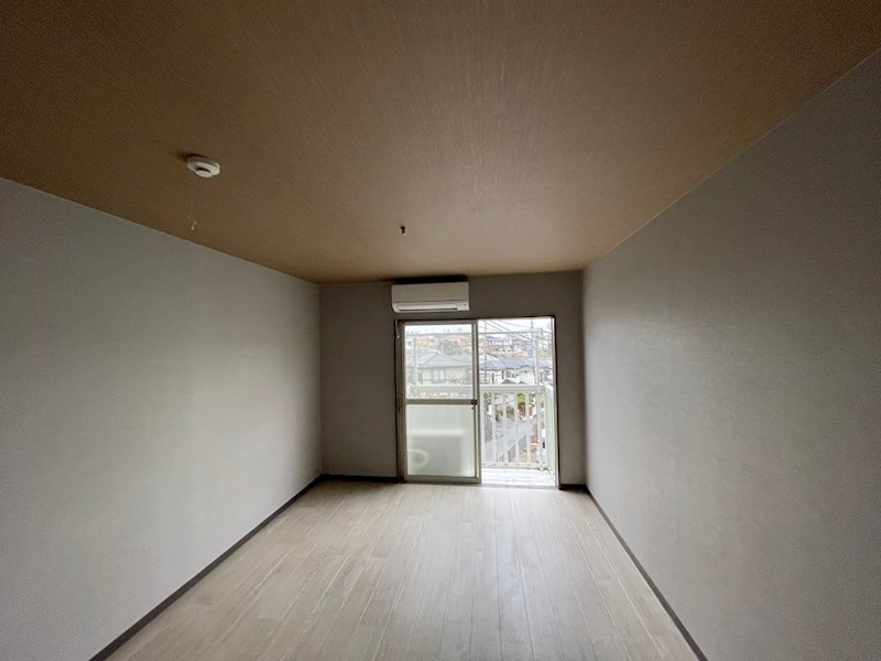 サンライズ黄金原 リビング