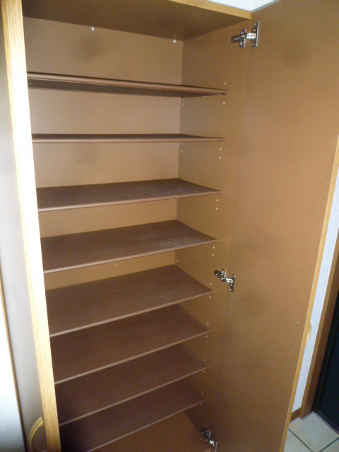 クレベール 玄関