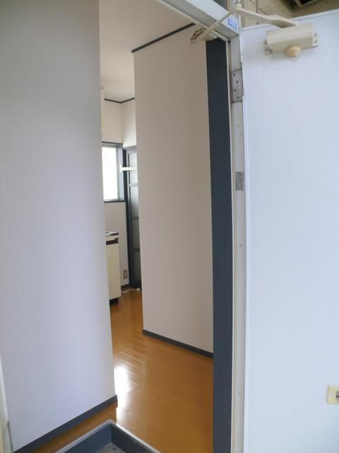 第2エム・ハウス 玄関