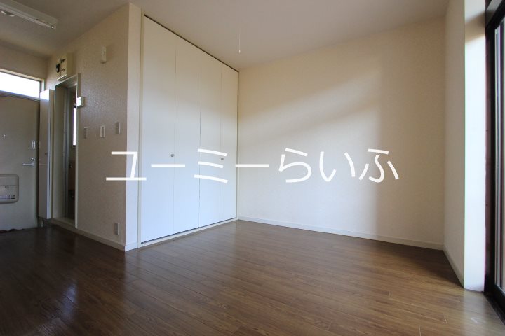 リビング フィールド中田 リビング
