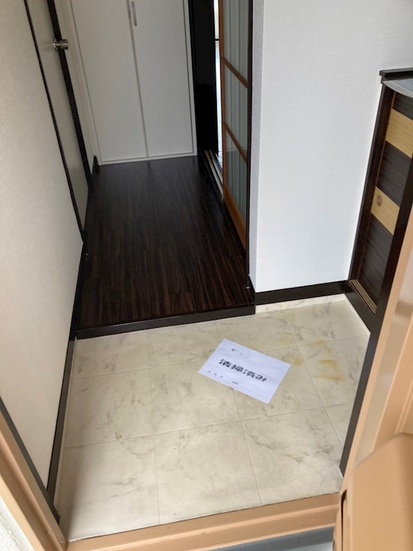 パレス茅ヶ崎 玄関