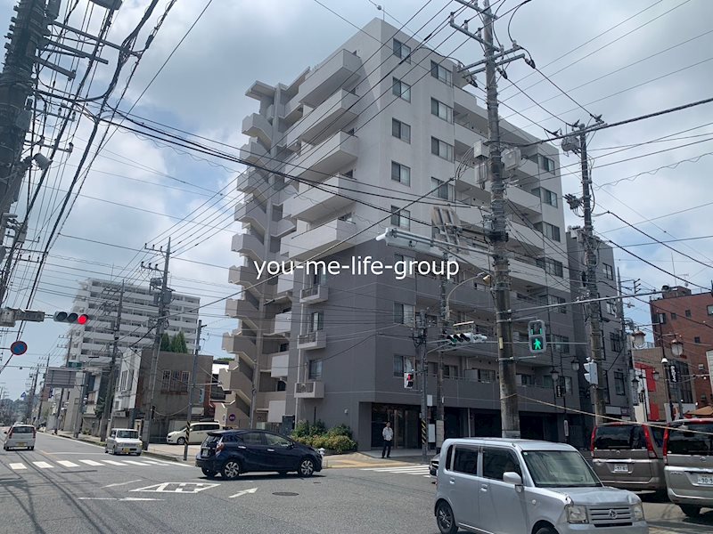 レアシス秦野 801号室 外観