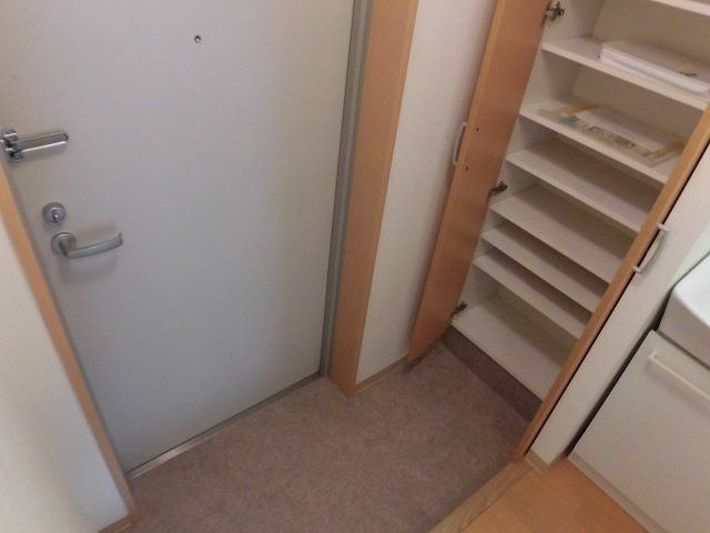 鎌倉服部ビル 玄関