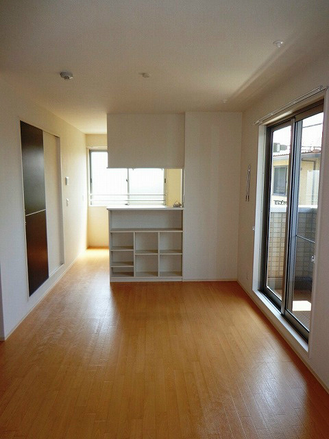 アルメリア湘南 リビング