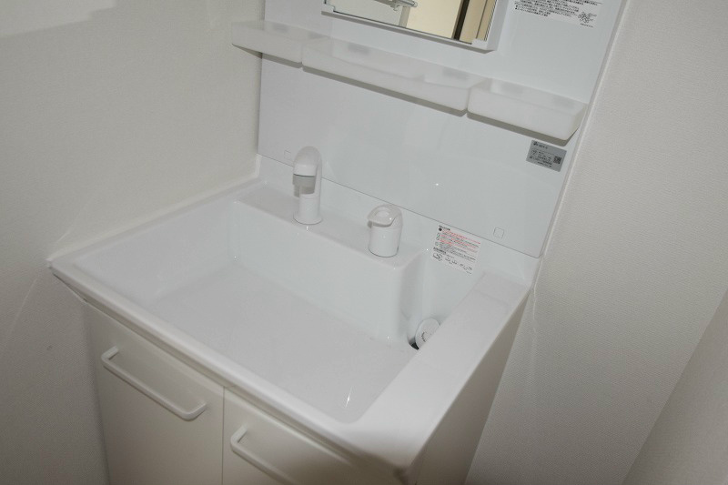 リブリ・アジール・リラ その他2