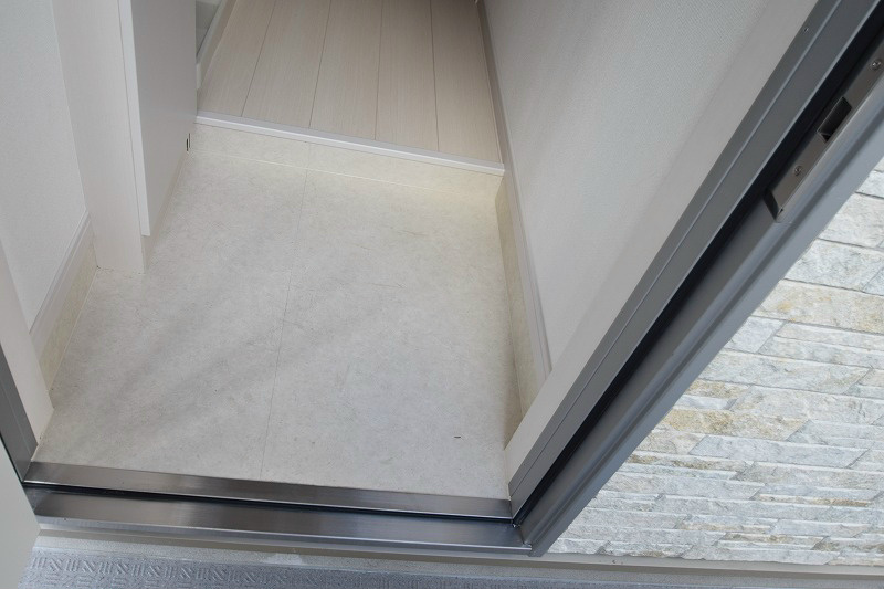 リブリ・アジール・リラ 玄関