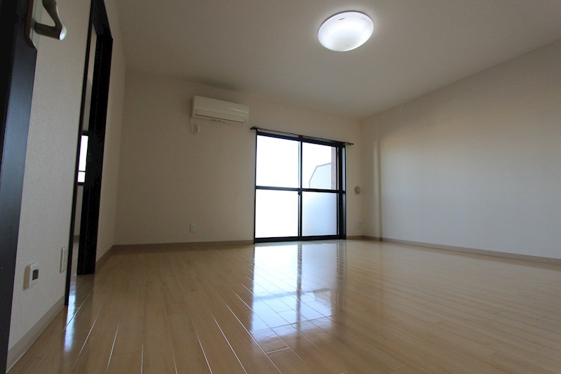 ラルジュテール リビング