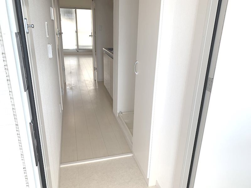 リブリ・片瀬 湘南 玄関