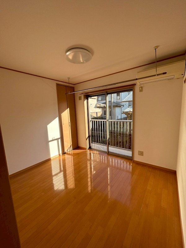 アールコート樅 ベッドルーム