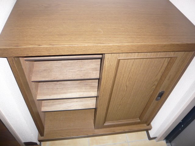 リヴェールシェソワ 玄関