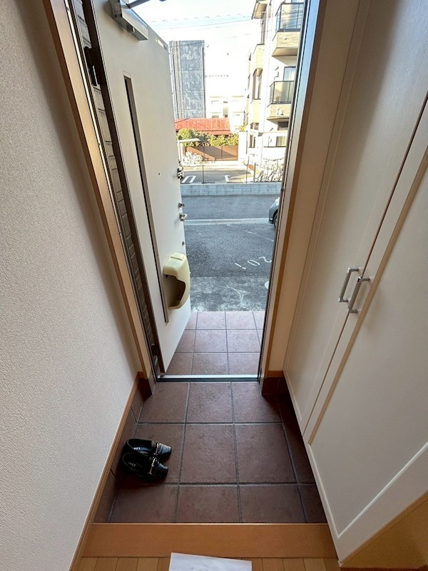 アールコート樅 玄関