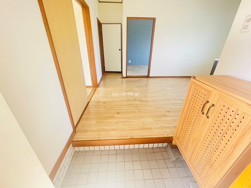 ロイヤルパレスEHARA 玄関