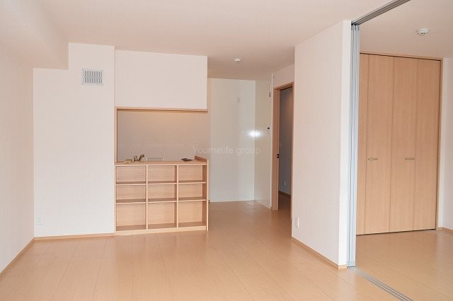 ディアベルジュ湘南台参番館  リビング