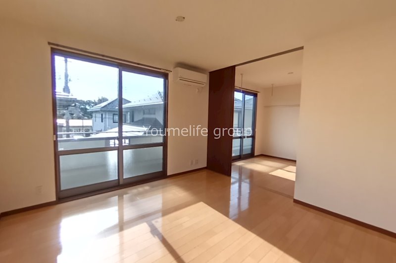 サングラード リビング