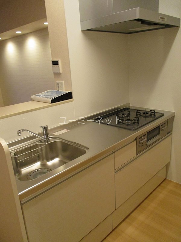 リヴェール湘南 キッチン