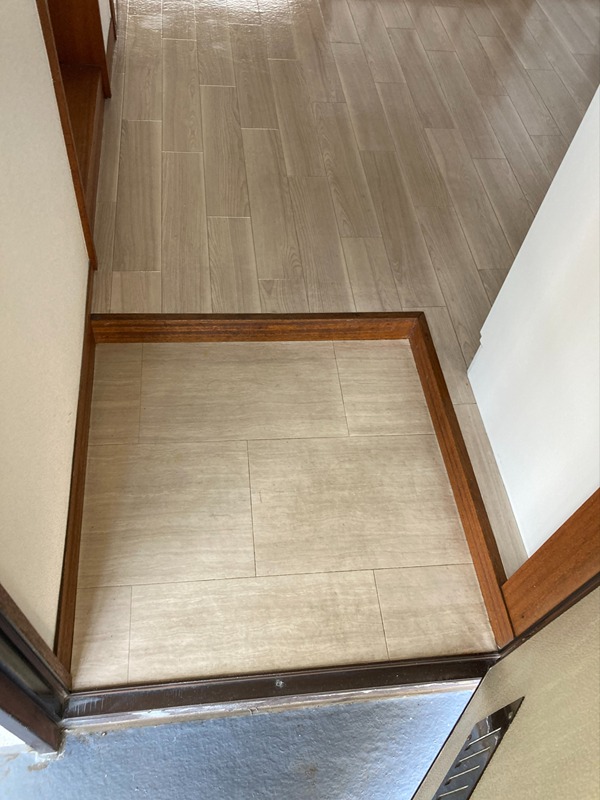 加賀ハイツＣ 玄関