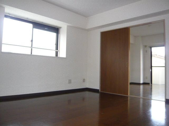 リヴェールシェソワ リビング