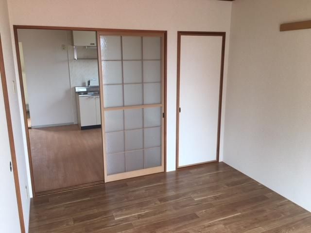 尾﨑ハイツ リビング