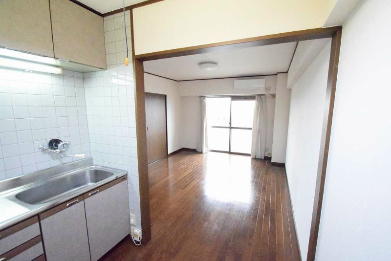 グランフォルム愛甲石田 リビング