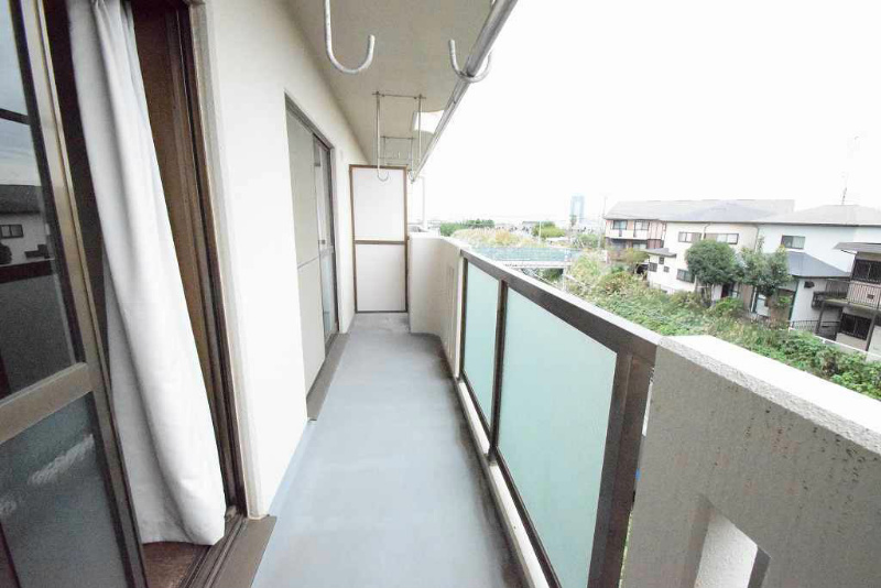 グランフォルム愛甲石田 ベランダ