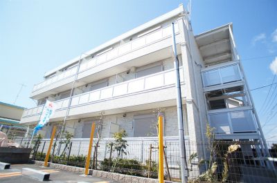 リブリ・江ノ島  201号室 外観