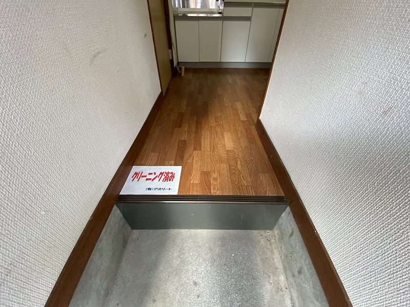 平塚市札場町貸戸建住宅 玄関