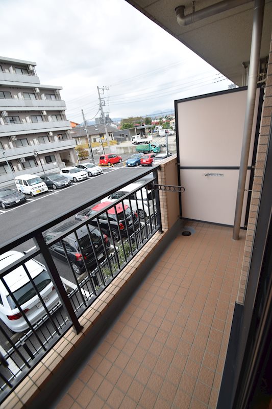 ケンハウス・秦野駅南口マンション ベランダ